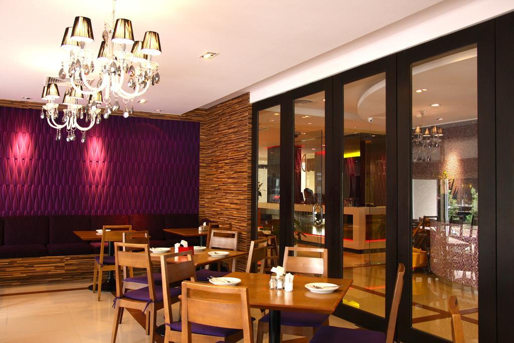 Trinity Silom Hotel Bangkok Dış mekan fotoğraf
