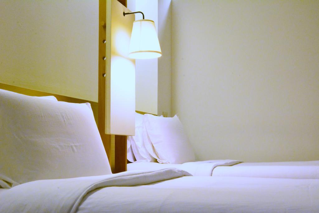 Trinity Silom Hotel Bangkok Dış mekan fotoğraf